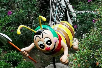 Ee Feng Gu honey bee farm 